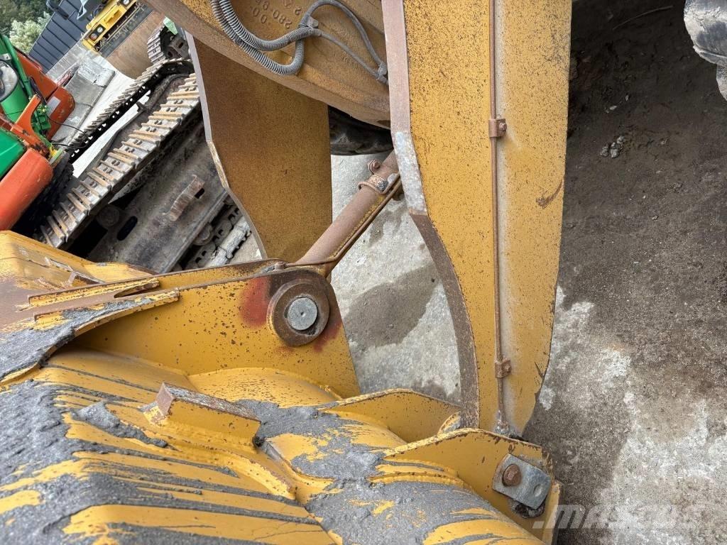 CAT 972 H 輪胎式裝載機