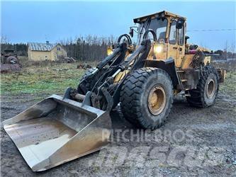 Volvo BM L 120 輪胎式裝載機