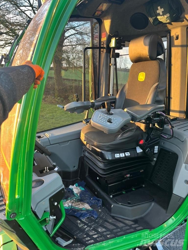 John Deere 1270G 8WD 收穫機
