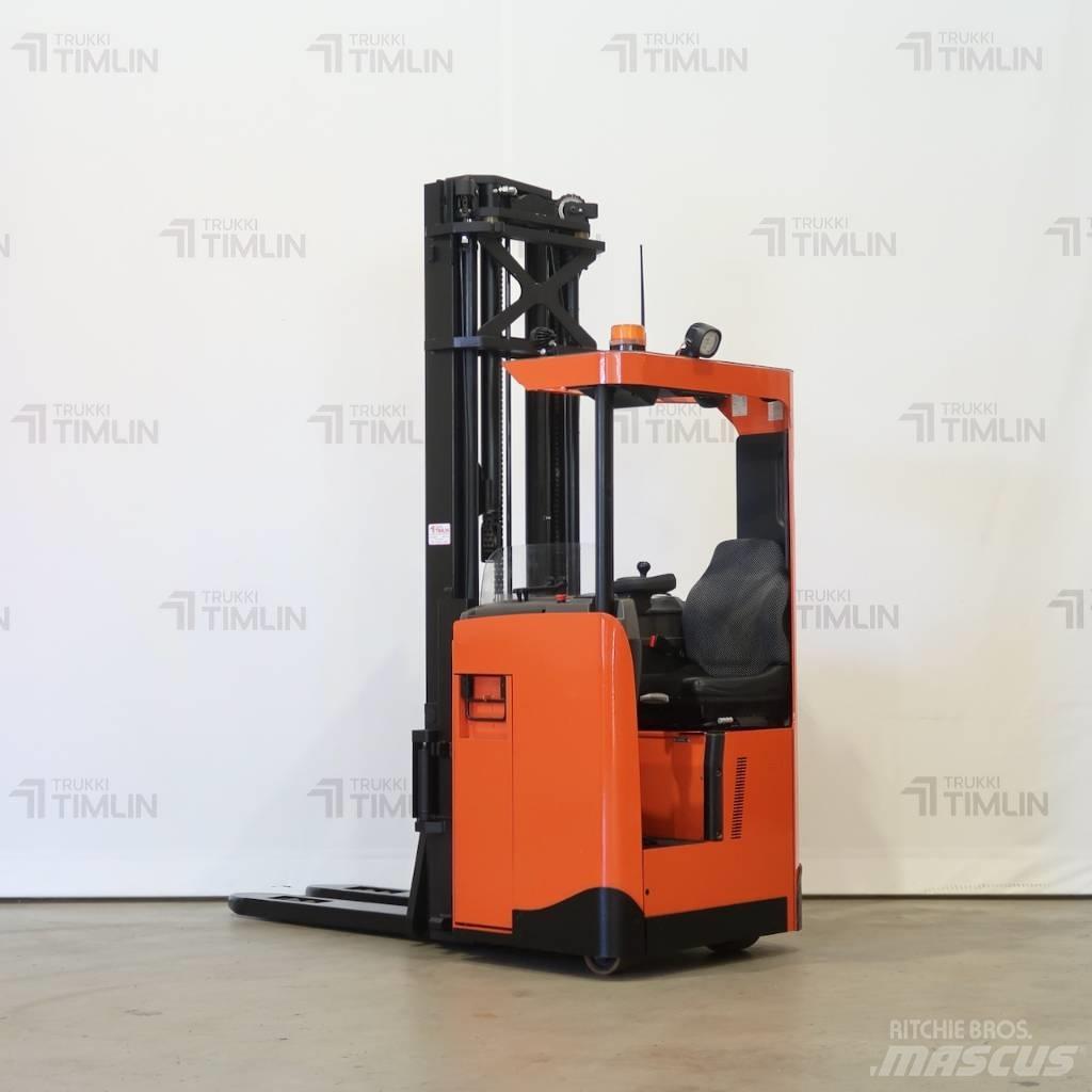BT SRE160L 自走式堆積機