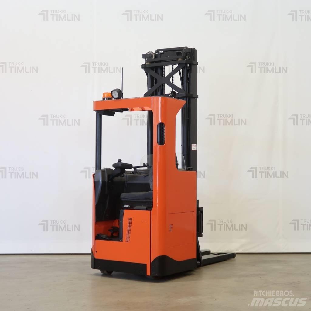 BT SRE160L 自走式堆積機