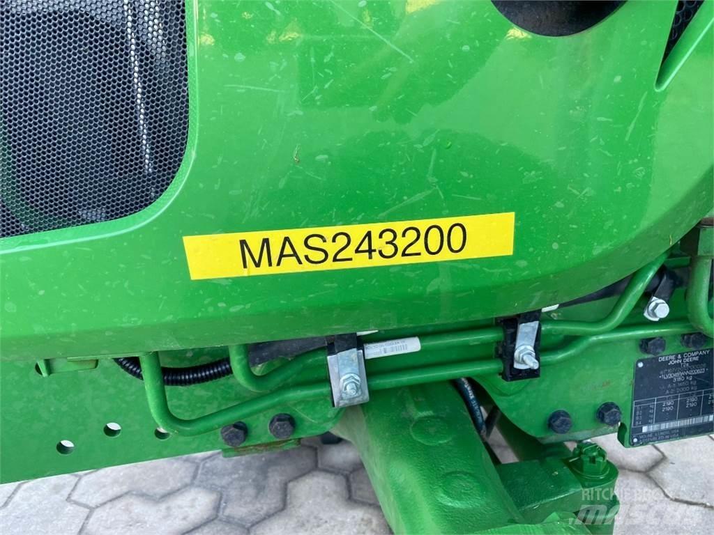 John Deere 3046R 曳引機