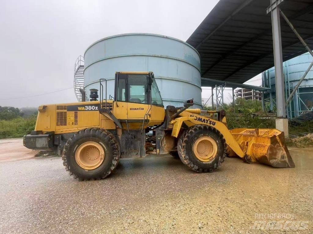 Komatsu WA 380-6 輪胎式裝載機