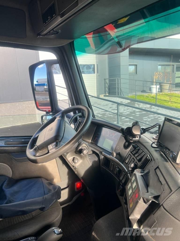 Bronto S37XDT 卡車裝載高空作業車