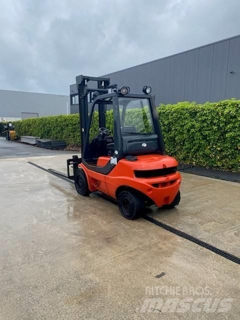 Linde H 30 D-03 柴油卡車
