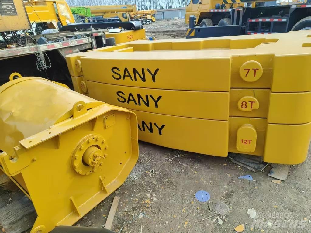Sany STC 1300 全路面起重機/吊車