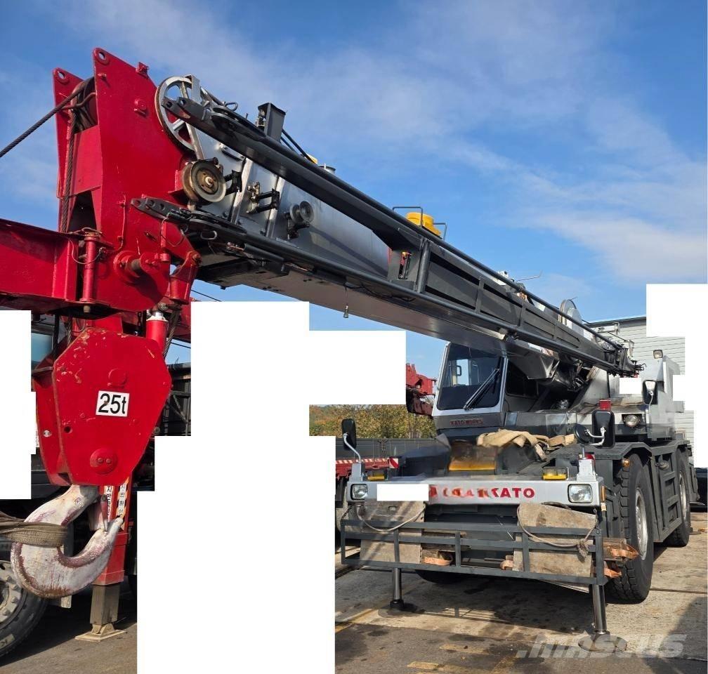 Kato KR 25 H V-3 全路面起重機/吊車