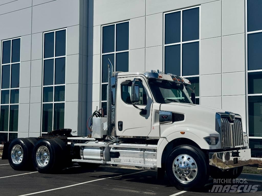 Western Star 49X 曳引機組件