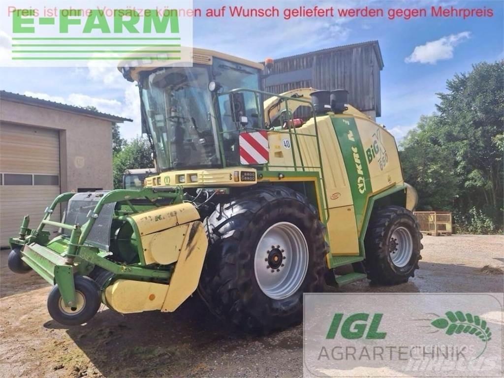 Krone big x 650 自走式飼料採集機