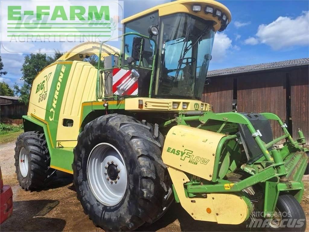 Krone big x 650 自走式飼料採集機