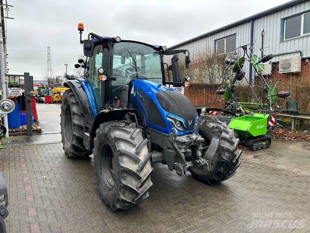 Valtra G125EA 曳引機