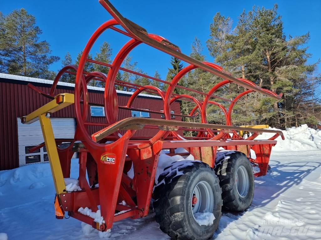 Keltec  Bale Chaser 草捆拖車