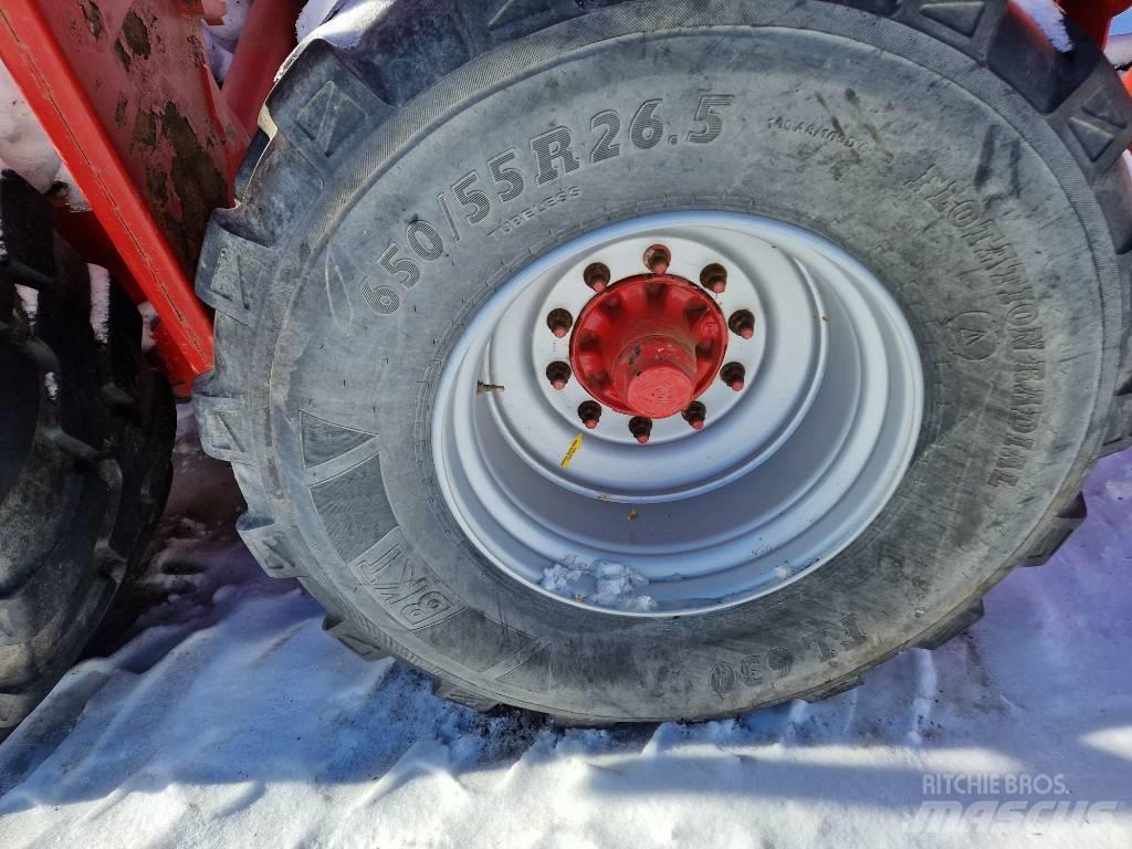 Keltec  Bale Chaser 草捆拖車