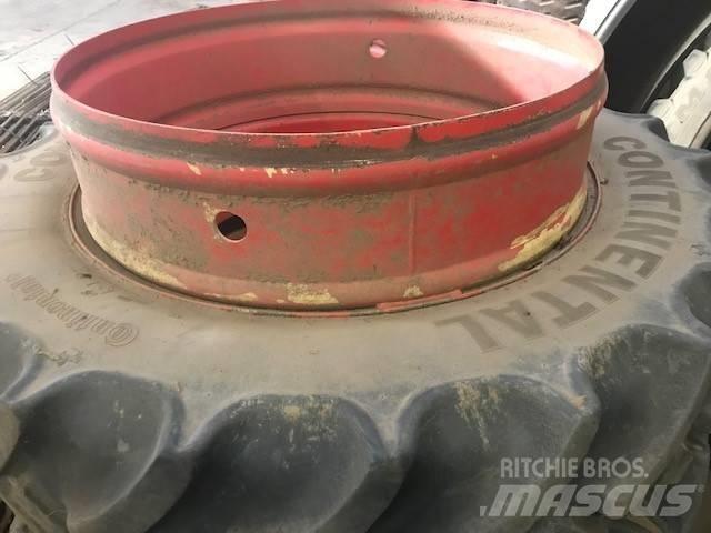 Stocks ROW CROPS 輪胎、車輪和輪圈