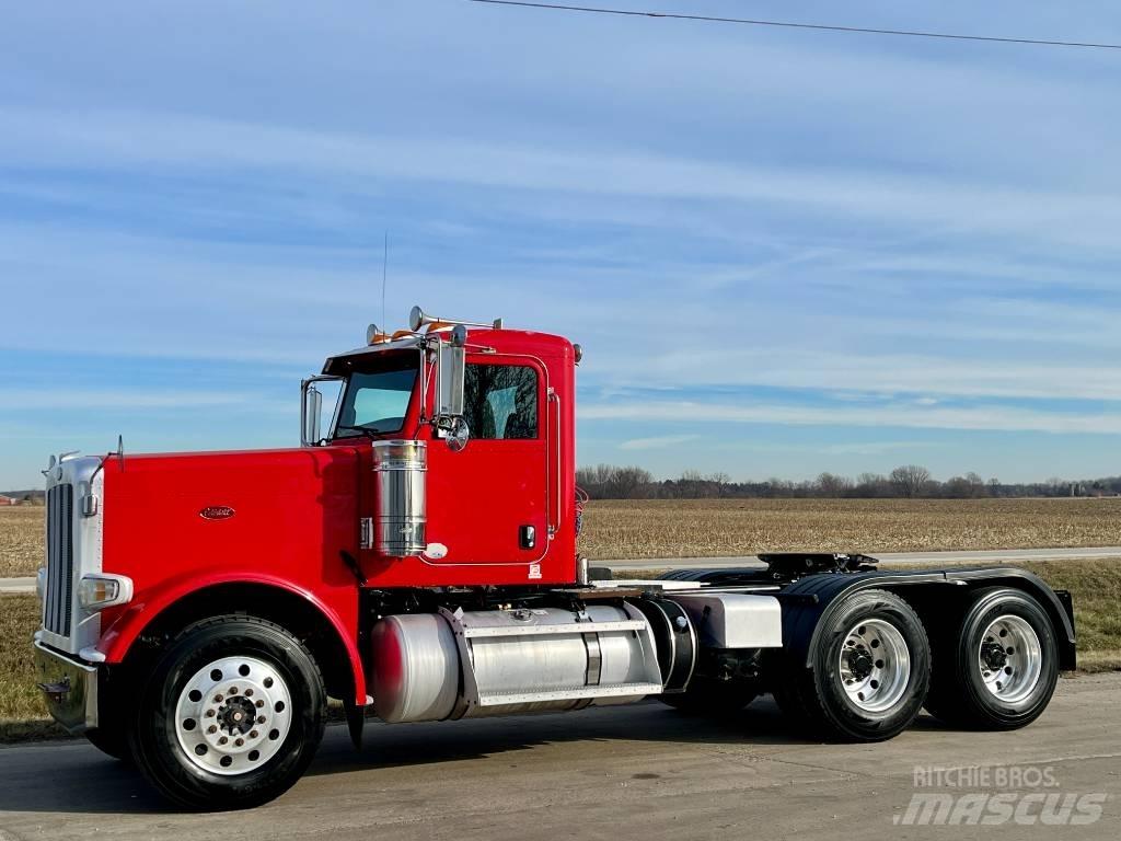 Peterbilt 388 曳引機組件