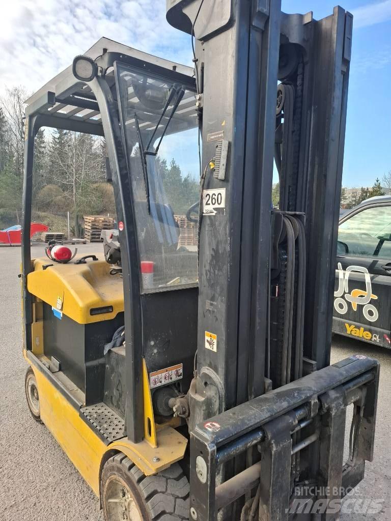 Yale ERC 40 VH 電動堆高機