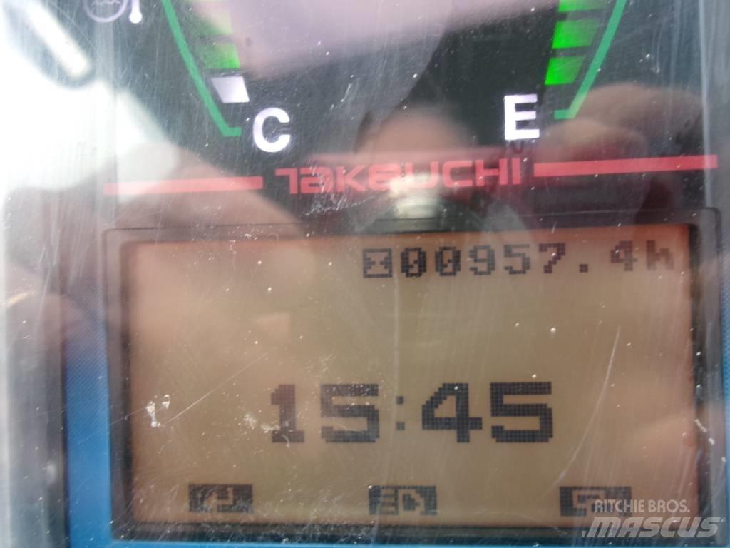 Takeuchi TB 216 小型挖土機/掘鑿機<7t(小型挖掘機)