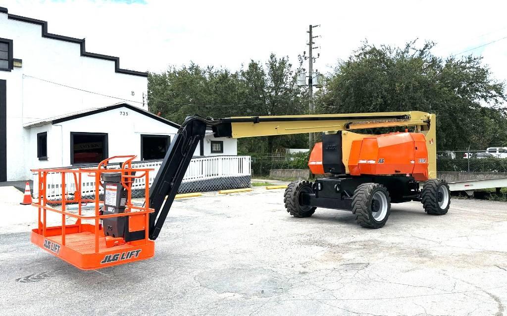 JLG 800 AJ 曲臂高空作業車