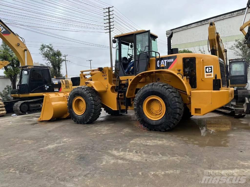 CAT 966 輪胎式裝載機