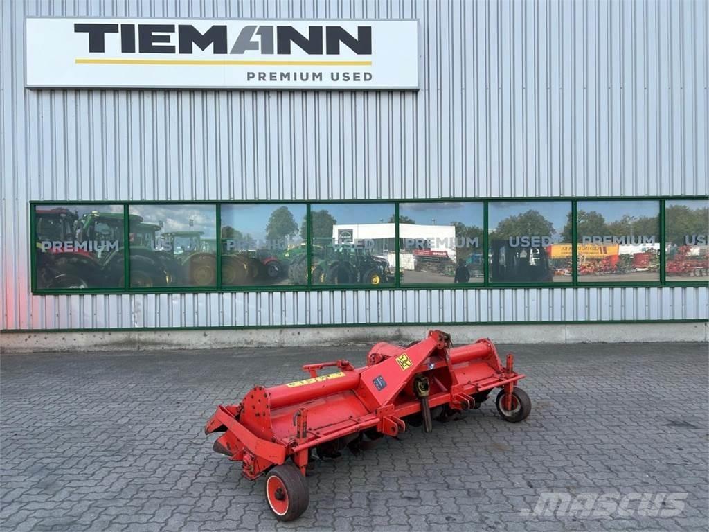 Kuhn EL 100N-255 整地工作