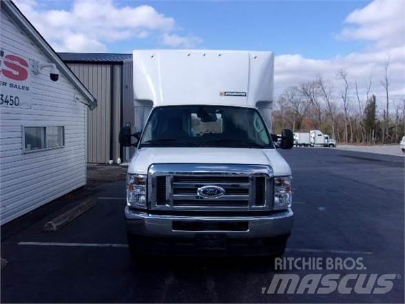 Ford E450 貨箱式卡車