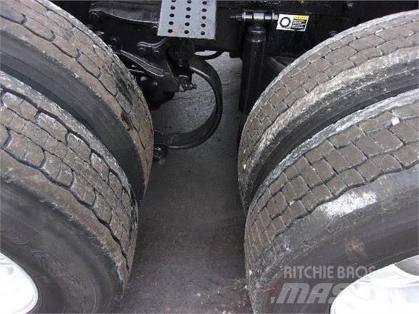 Kenworth T680 曳引機組件