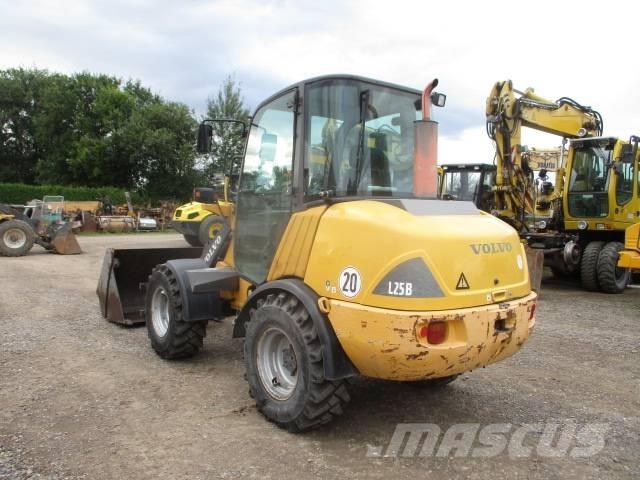 Volvo L 25 B 輪胎式裝載機