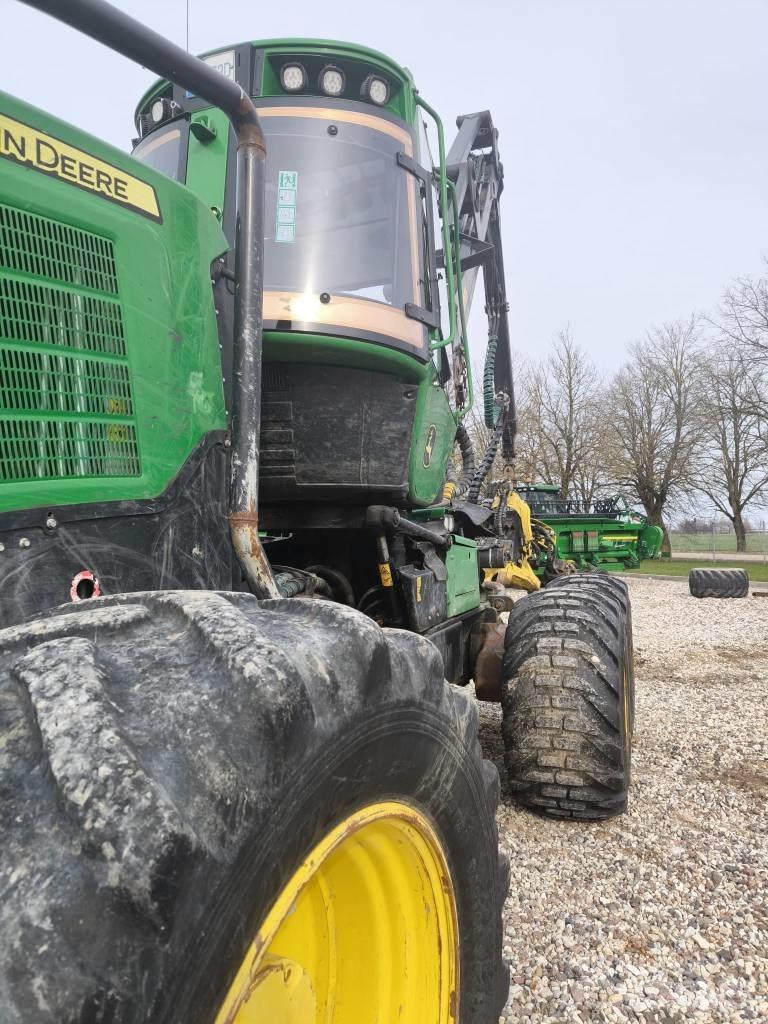 John Deere 1270G 收穫機