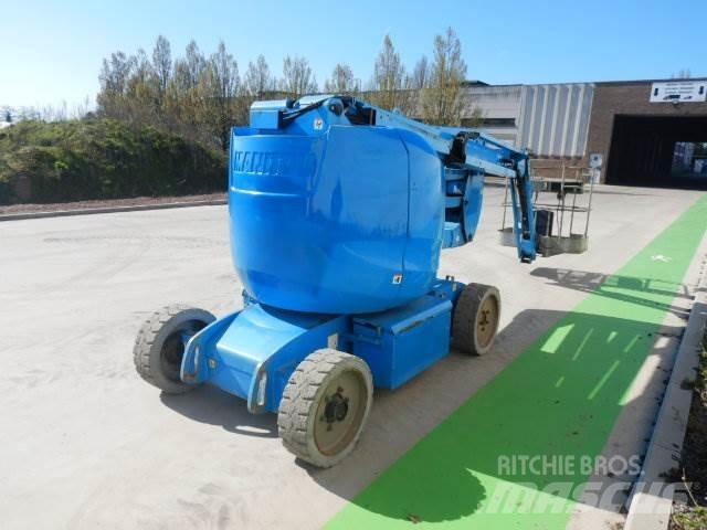 Manitou 150AETJC 曲臂高空作業車