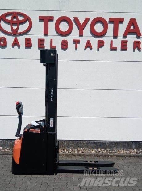 Toyota SWE160L 行走控制式堆積機