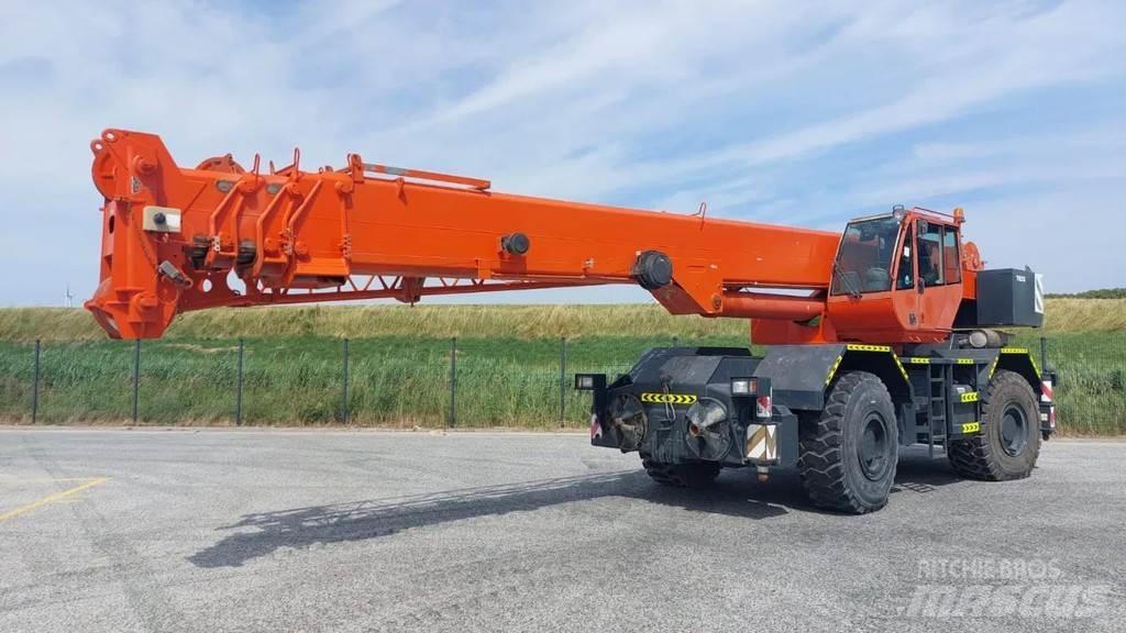 Terex A600 越野起重機
