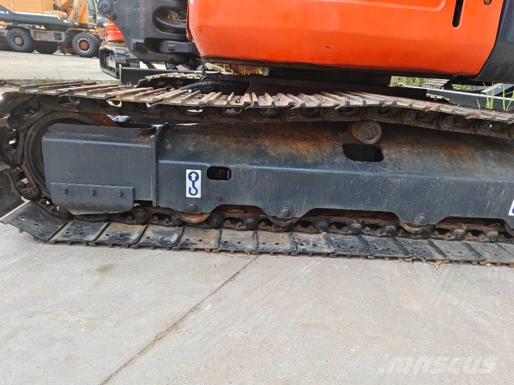 Kubota KX 155 小型挖土機/掘鑿機<7t(小型挖掘機)