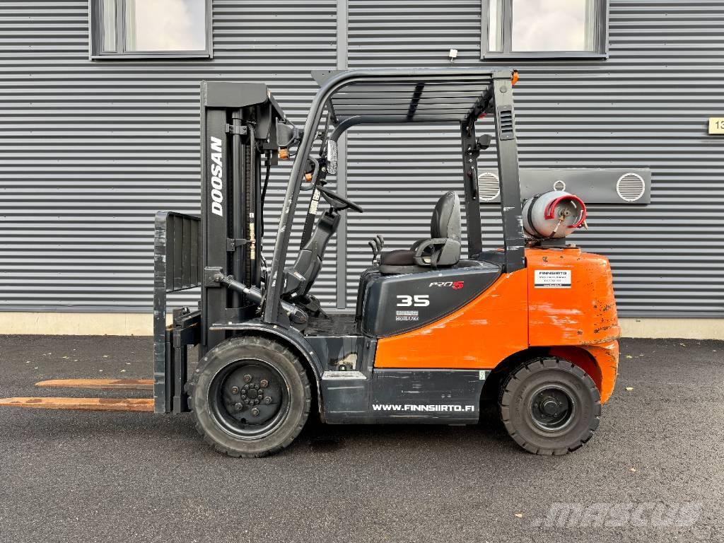 Doosan G 35 C-5 液化石油氣LPG卡車