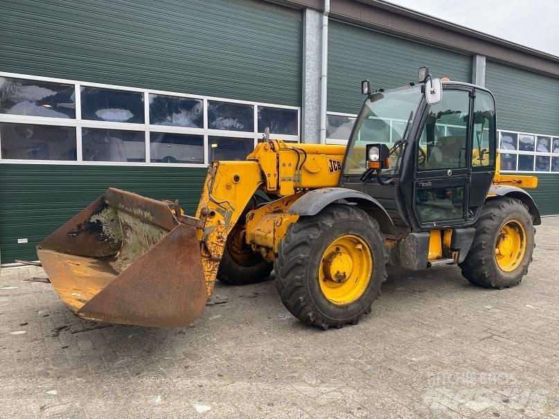 JCB 535-95 伸縮臂操作車