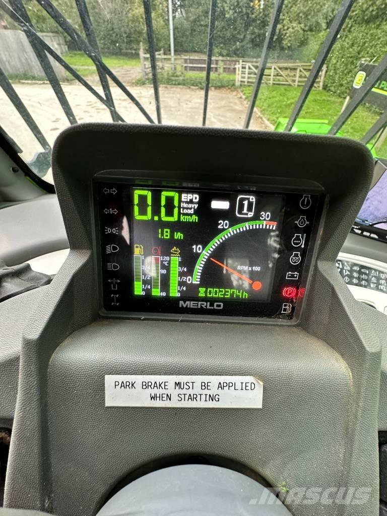 Merlo TF 42.7 農業用伸縮臂裝載機