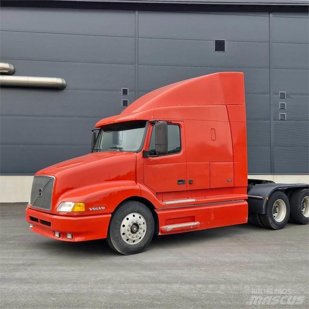 Volvo VNL-4 曳引機組件