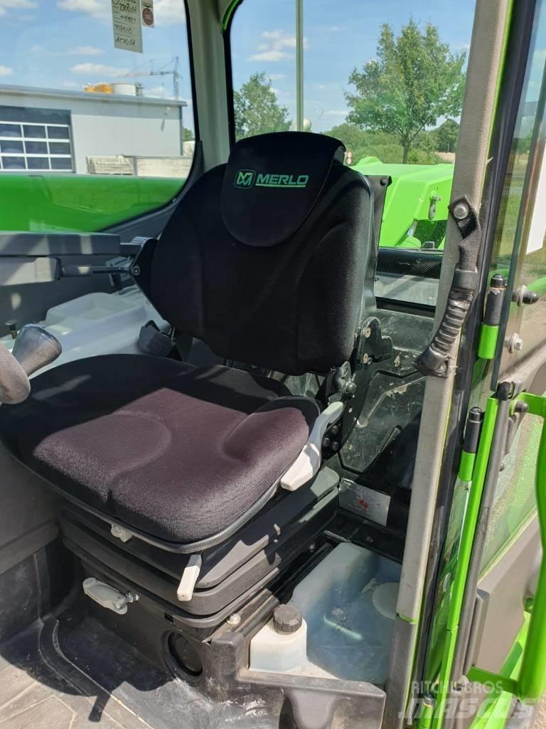 Merlo P 120.10 HM 伸縮臂操作車