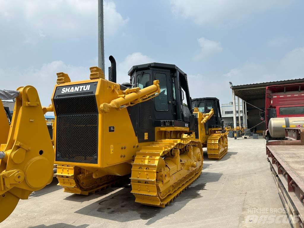 Shantui SD32 履帶推土機