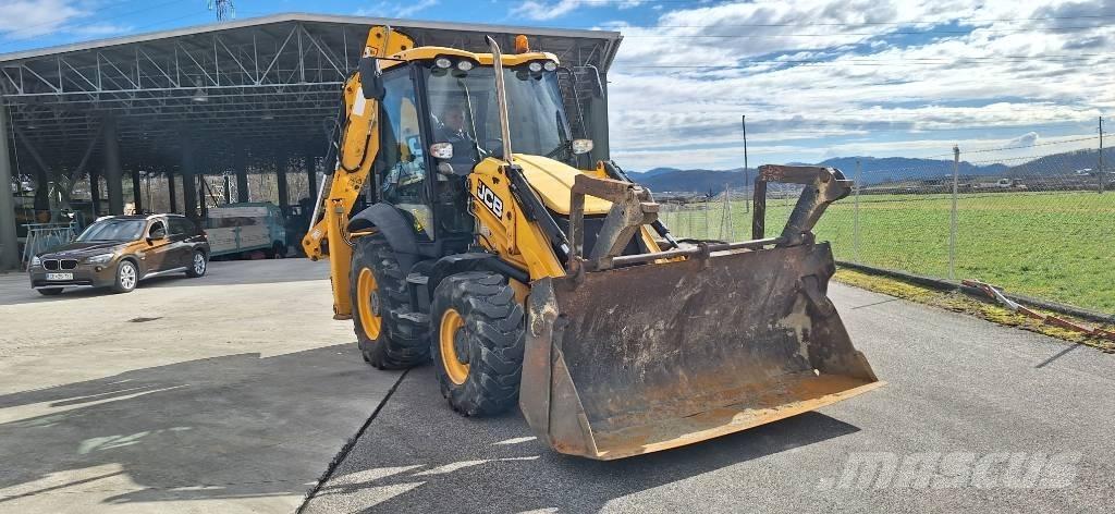 JCB 3cx 反鏟裝載機