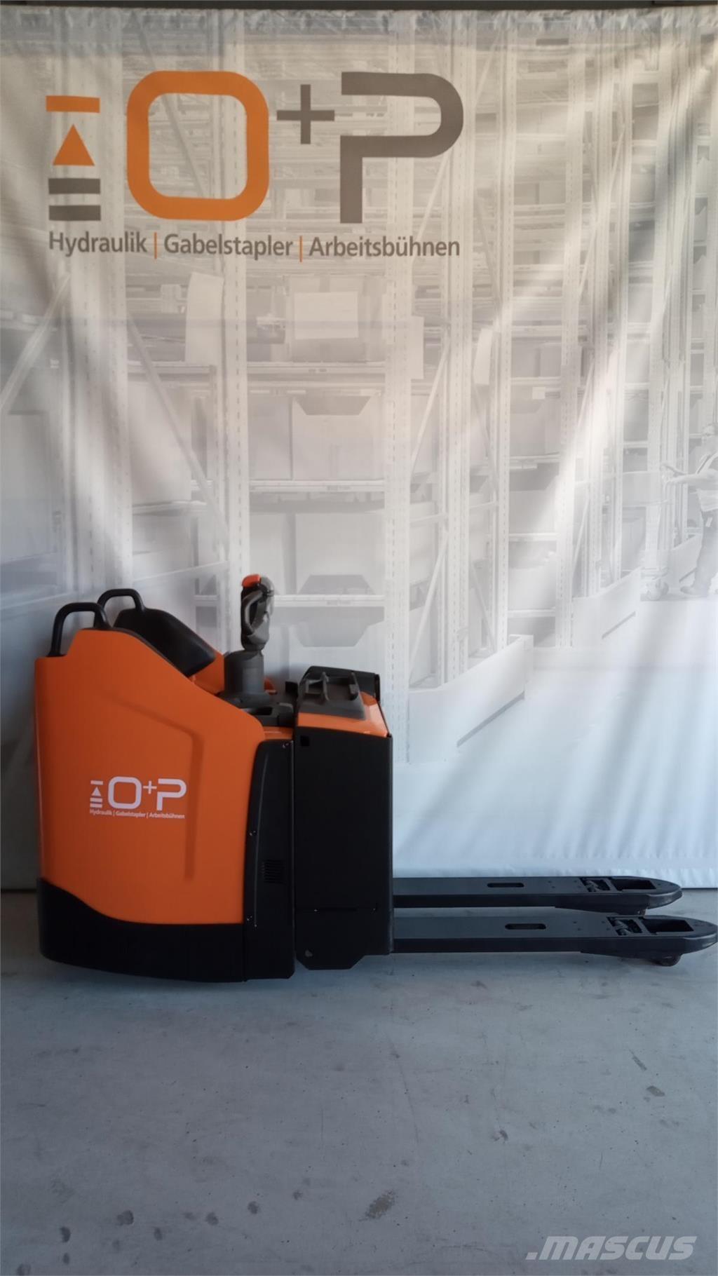 Toyota LPE 200 行走控制式堆積機