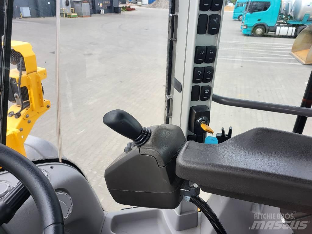 Volvo L110H 輪胎式裝載機