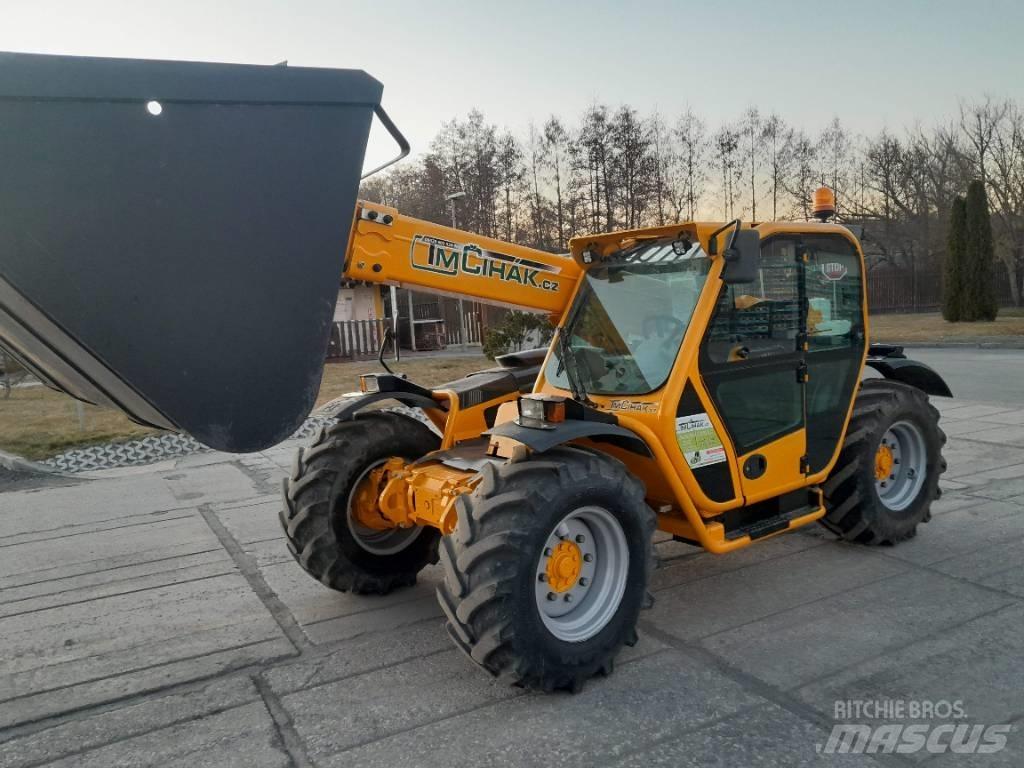 Merlo P 32.6 L 伸縮臂操作車