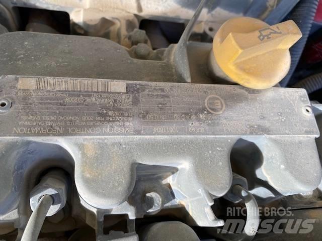 Dynapac CC 142 雙輪滾壓機