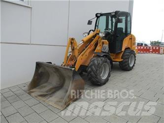Schäffer 3450 S 輪胎式裝載機