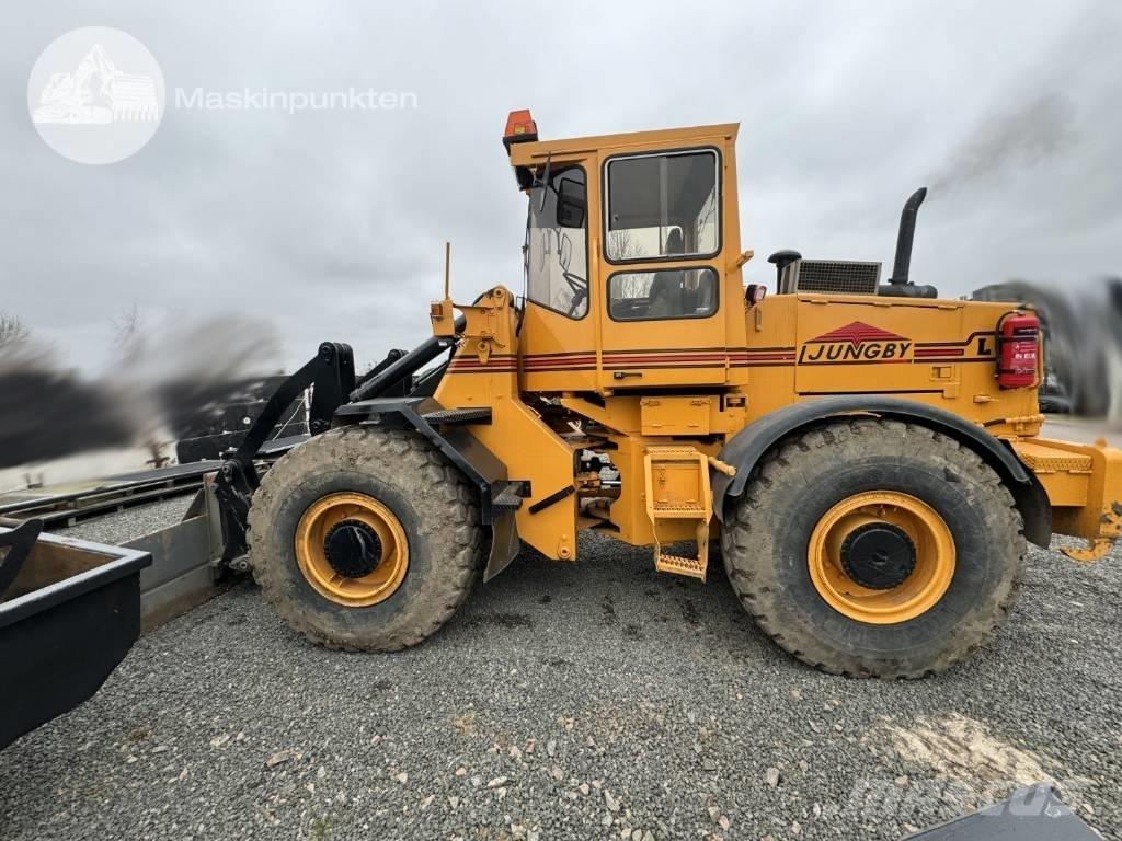 Ljungby 1322 輪胎式裝載機