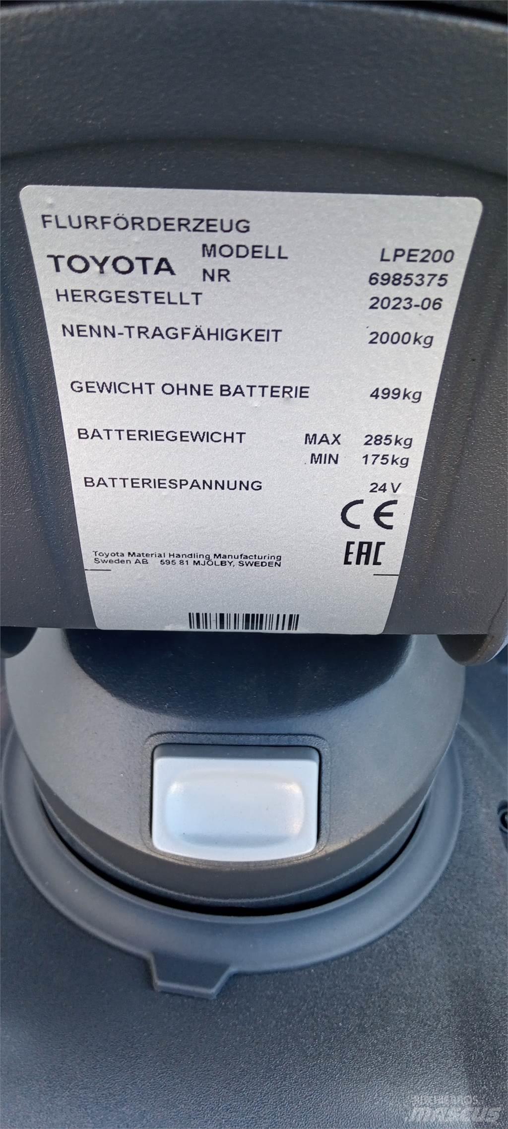 Toyota LPE200 低架升降機