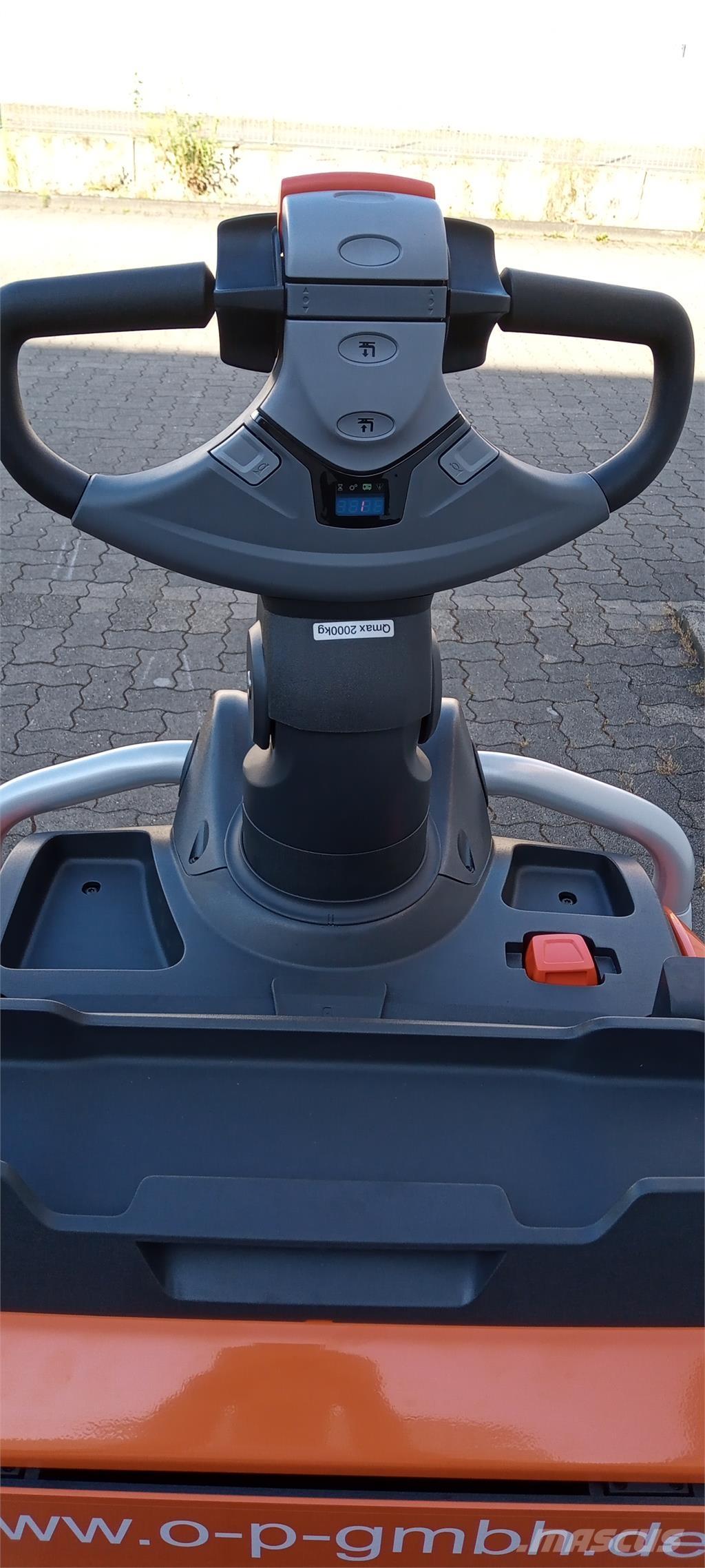 Toyota LPE200 行走控制式堆積機