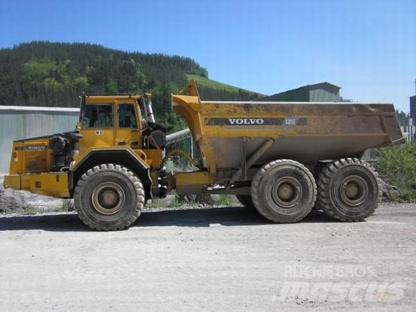 Volvo A 35 C 6x6 鉸接式起吊車