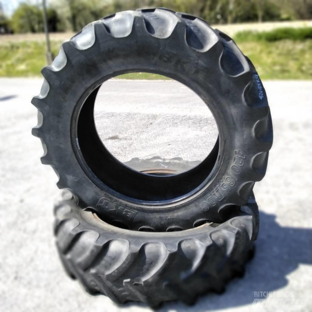 BKT 420/85R38 輪胎、車輪和輪圈