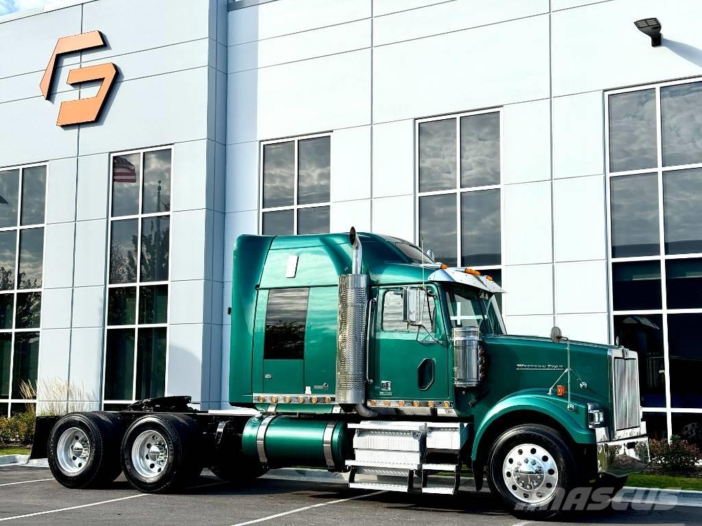 Western Star 4900 曳引機組件